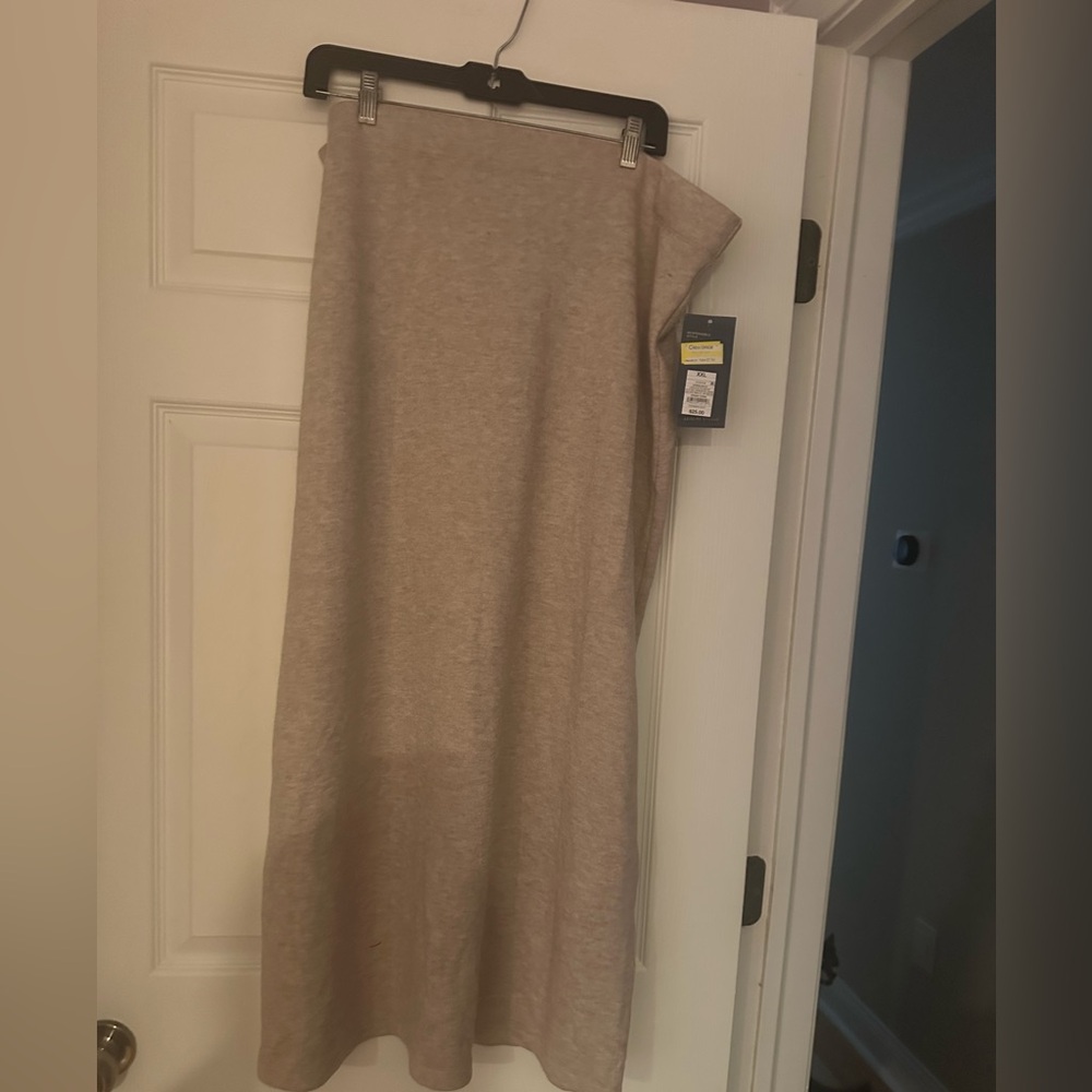 Universal Thread Beige Midi Knit Skirt